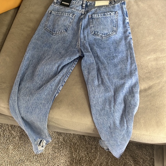 New Missguided Ripped Jeans - Picture 3 of 3